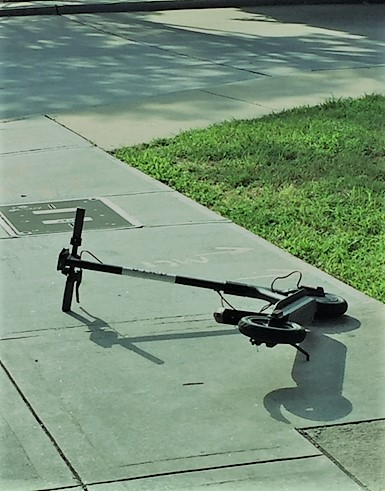 Scooter_fallen Scooter_fallen