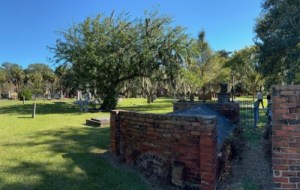 ColonialparkCemetery